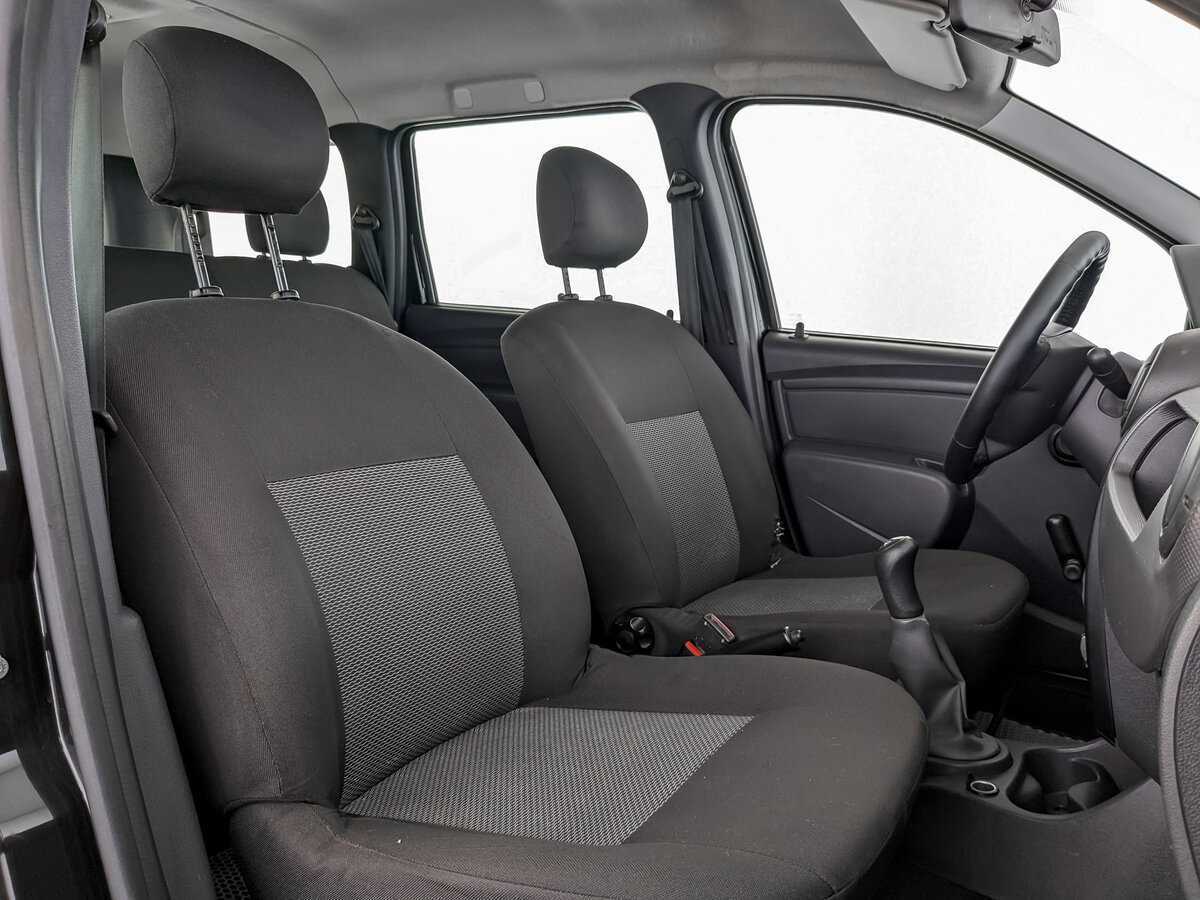 Купить Lada (ВАЗ) Largus с пробегом. Фото: #17