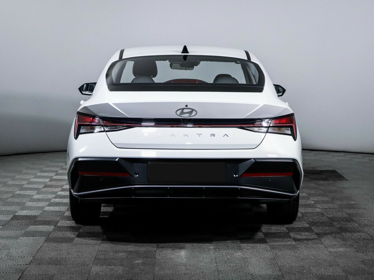 Купить Hyundai Elantra с пробегом. Фото: #5