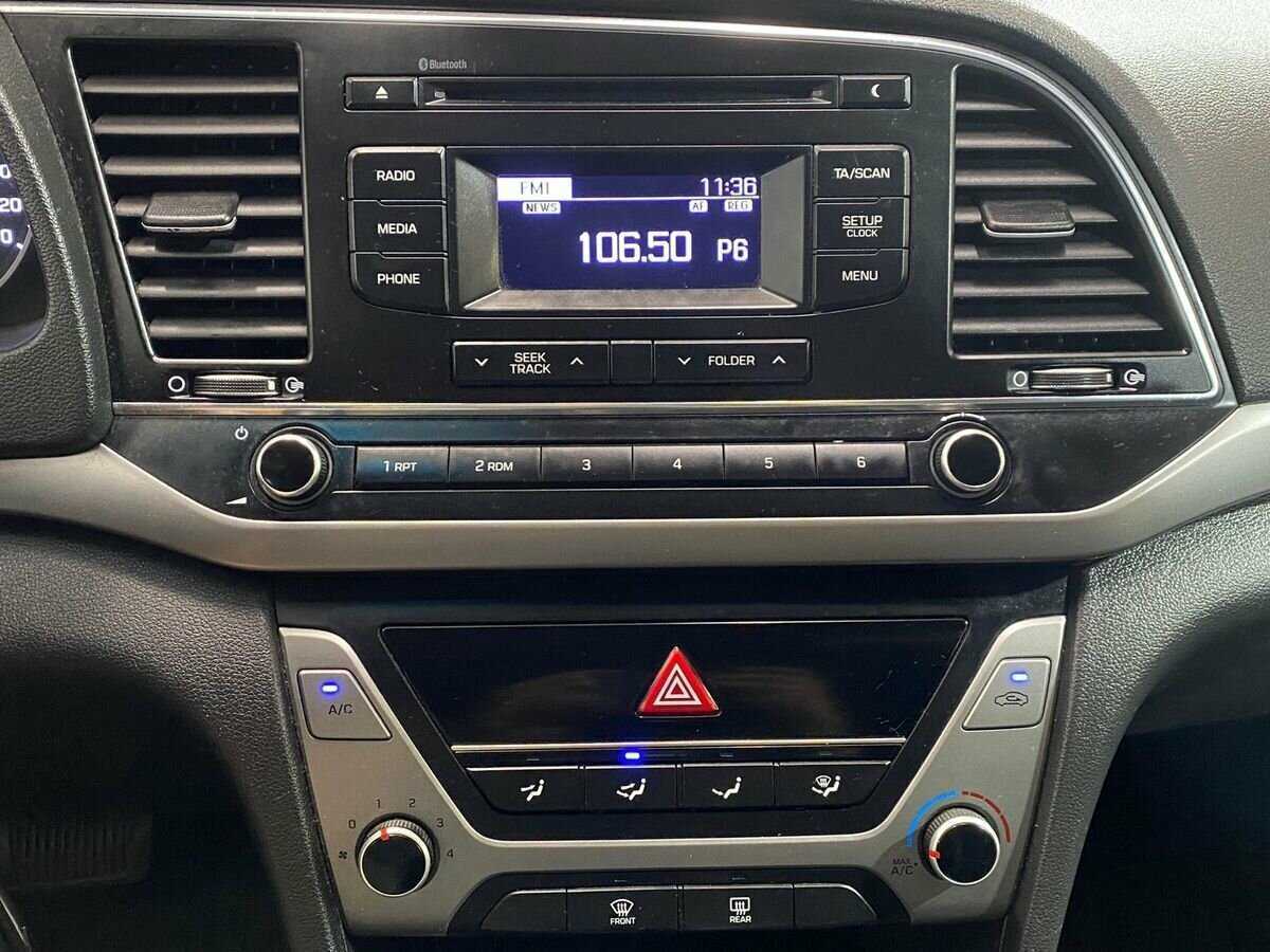 Купить Hyundai Elantra с пробегом. Фото: #13