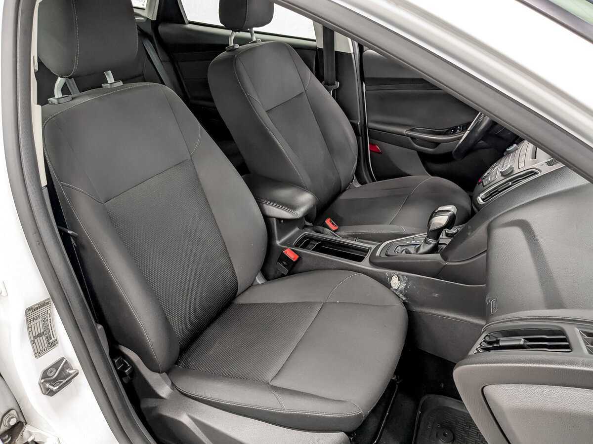 Купить Ford Focus с пробегом. Фото: #20