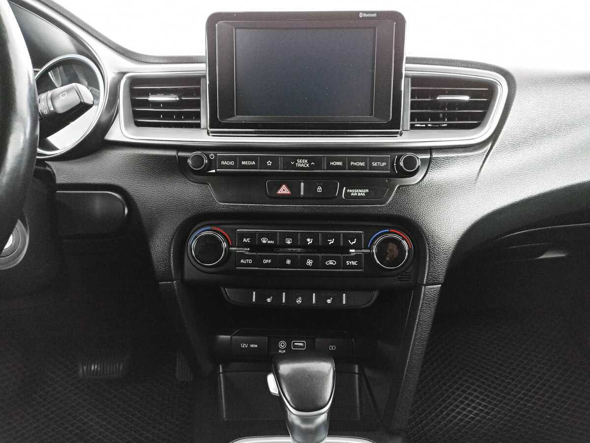 Купить Kia Ceed с пробегом. Фото: #12