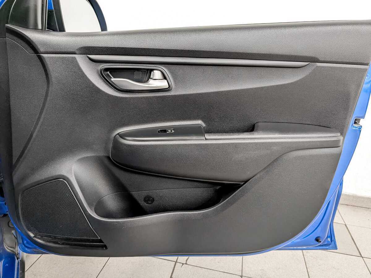 Купить Kia Rio с пробегом. Фото: #23
