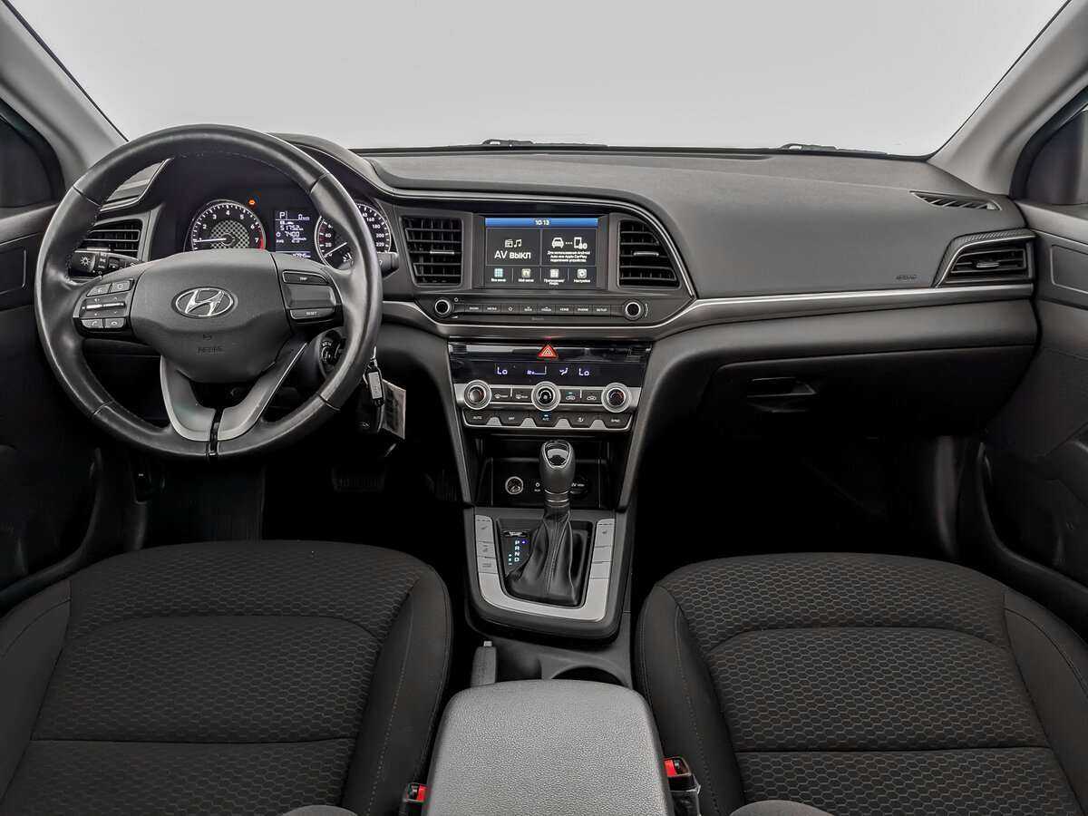 Купить Hyundai Elantra с пробегом. Фото: #11