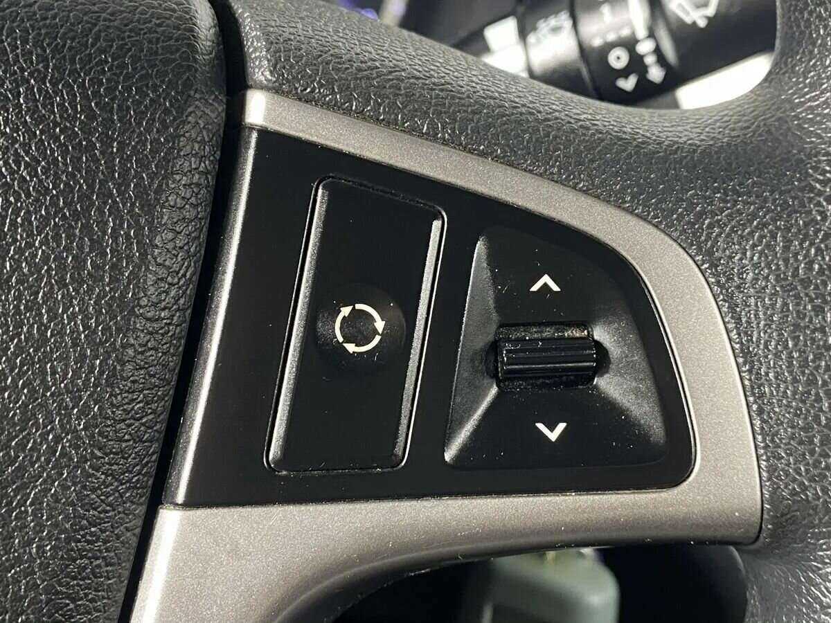 Купить Hyundai Solaris с пробегом. Фото: #13