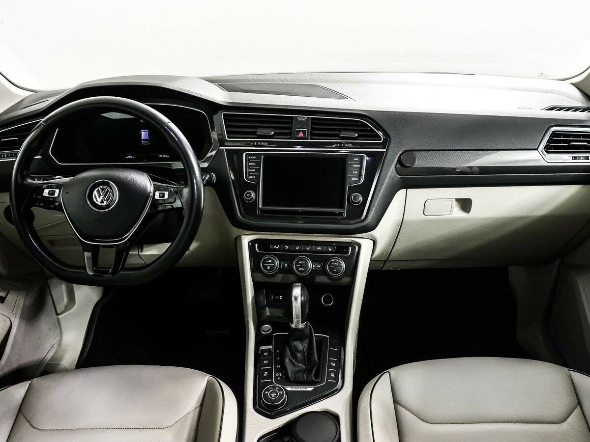 Купить Volkswagen Tiguan с пробегом. Фото: #10