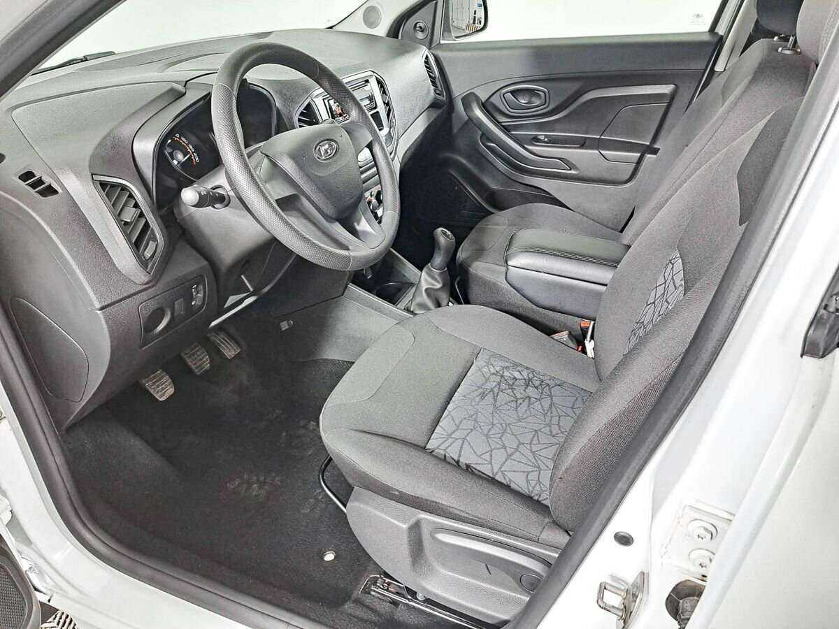 Купить Lada (ВАЗ) XRAY с пробегом. Фото: #13