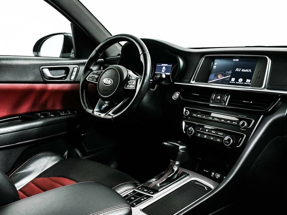 Купить Kia Optima с пробегом. Фото: #8