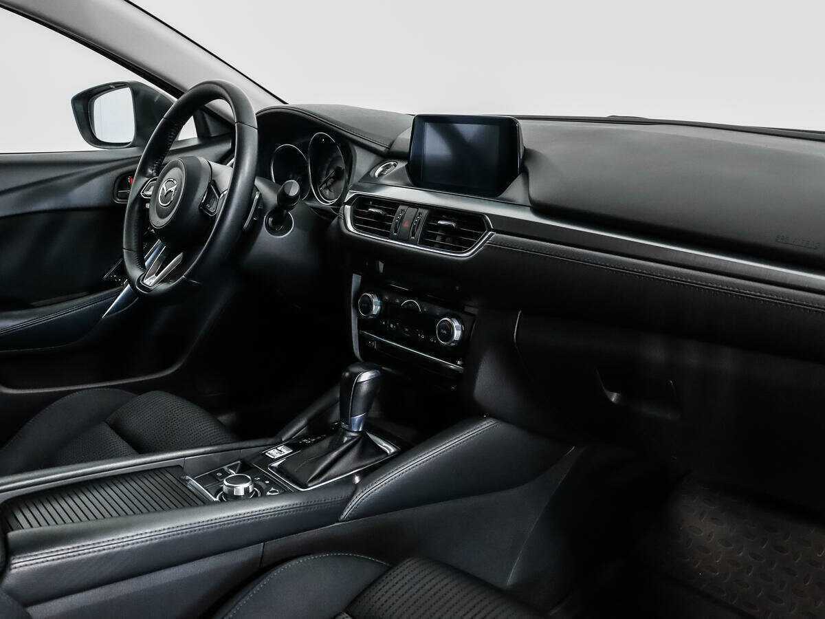 Купить Mazda 6 с пробегом. Фото: #12