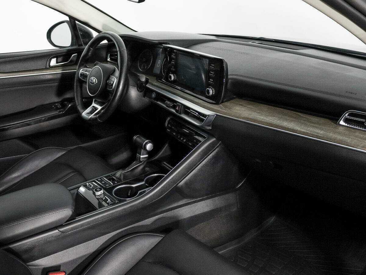 Купить Kia K5 с пробегом. Фото: #10
