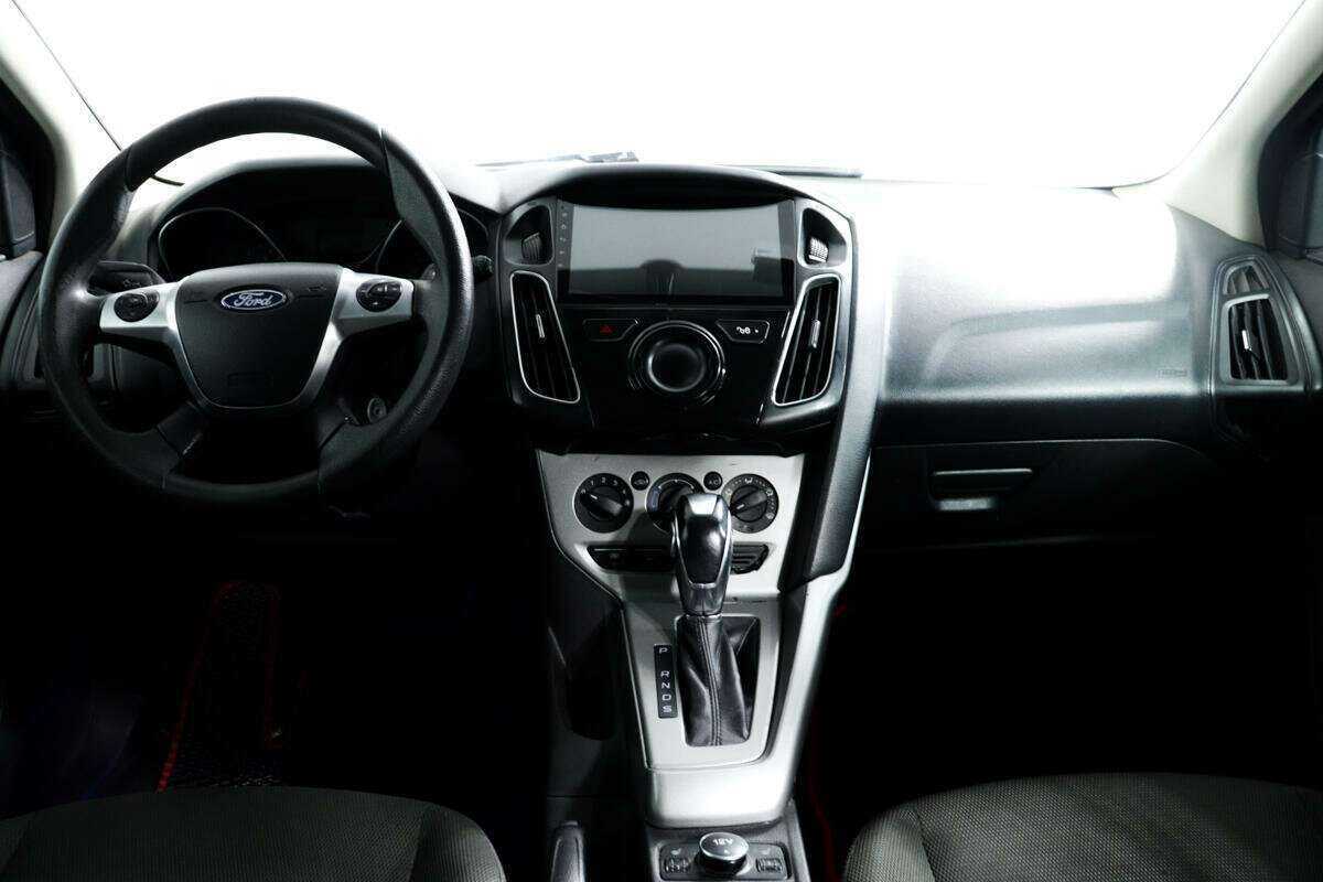 Купить Ford Focus с пробегом. Фото: #10
