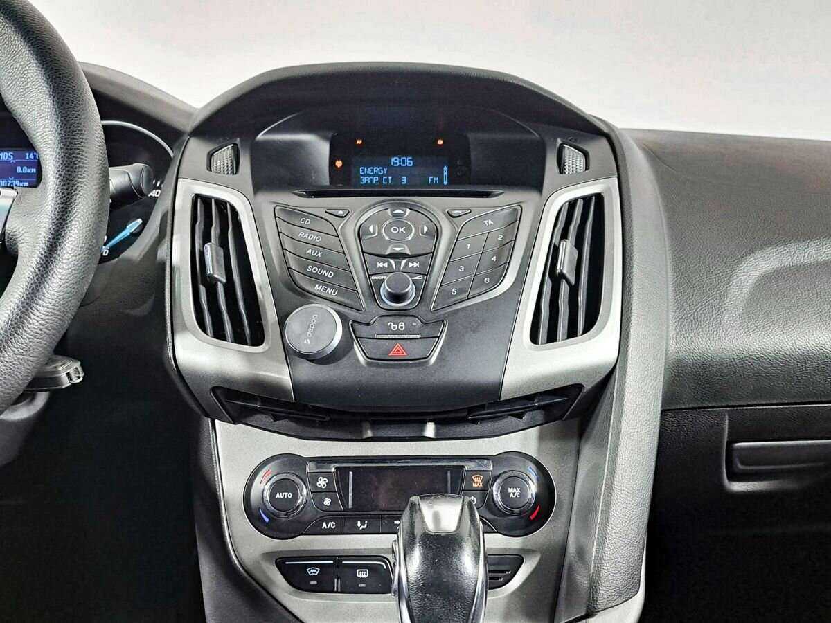 Купить Ford Focus с пробегом. Фото: #14