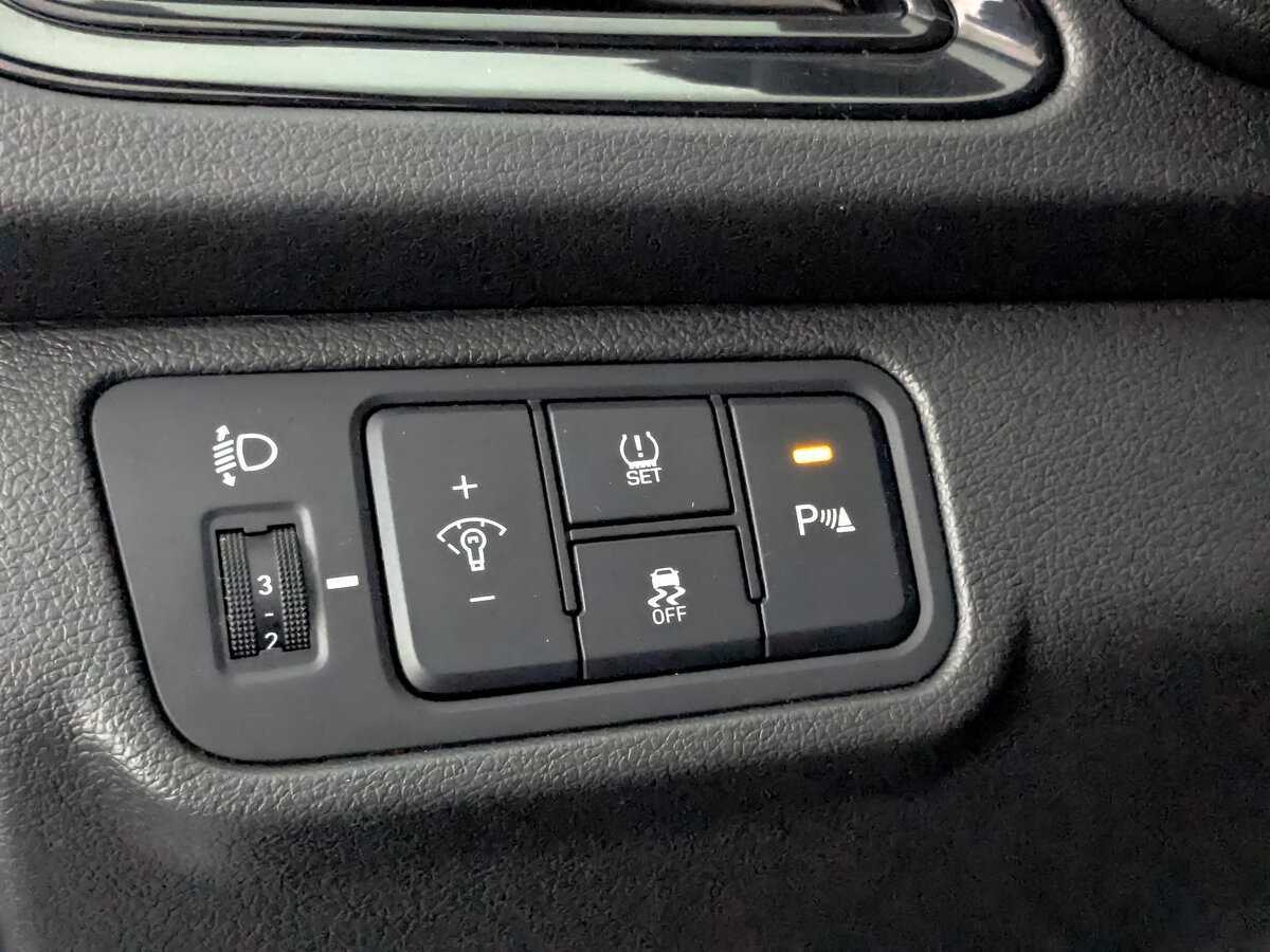 Купить Hyundai Solaris с пробегом. Фото: #25