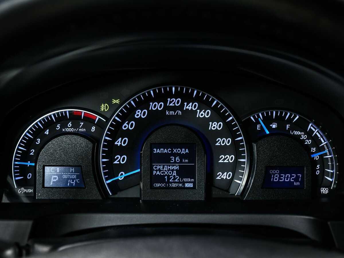 Купить Toyota Camry с пробегом. Фото: #9