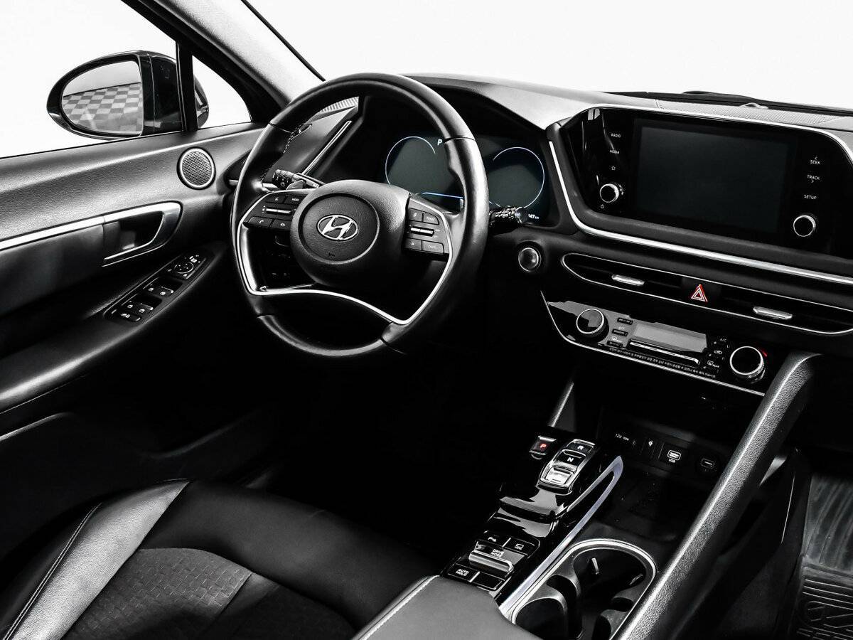 Купить Hyundai Sonata с пробегом. Фото: #8