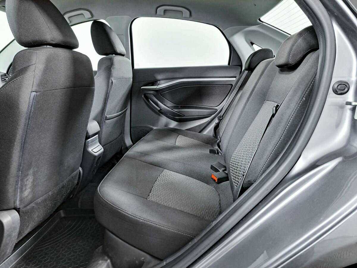 Купить Lada (ВАЗ) Vesta с пробегом. Фото: #11