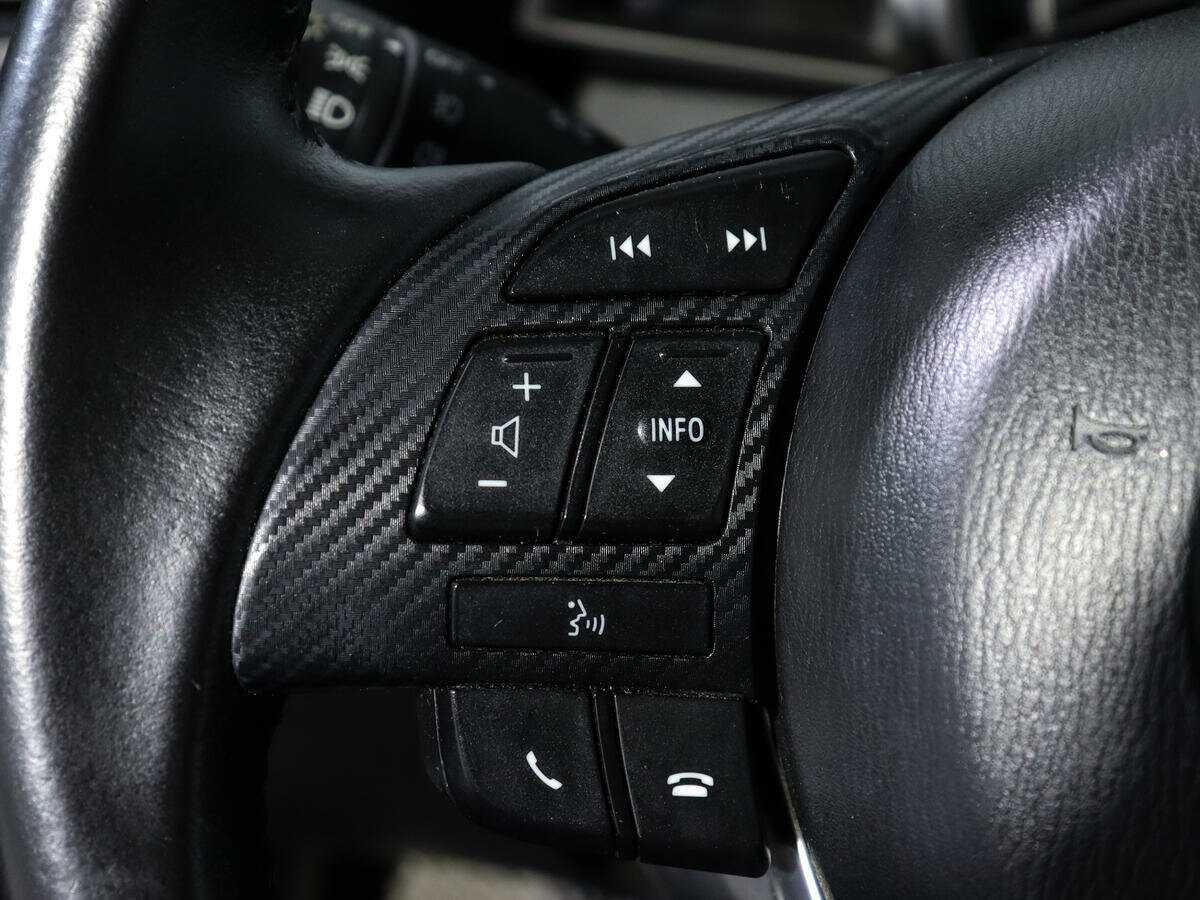 Купить Mazda 3 с пробегом. Фото: #12