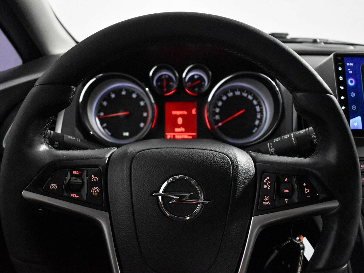 Купить Opel Astra с пробегом. Фото: #16