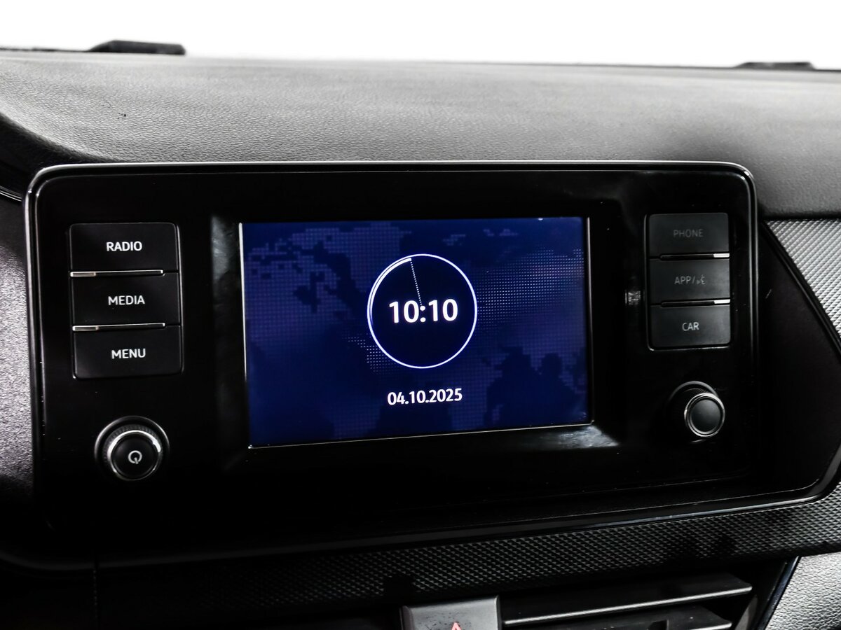 Купить Volkswagen Polo с пробегом. Фото: #14