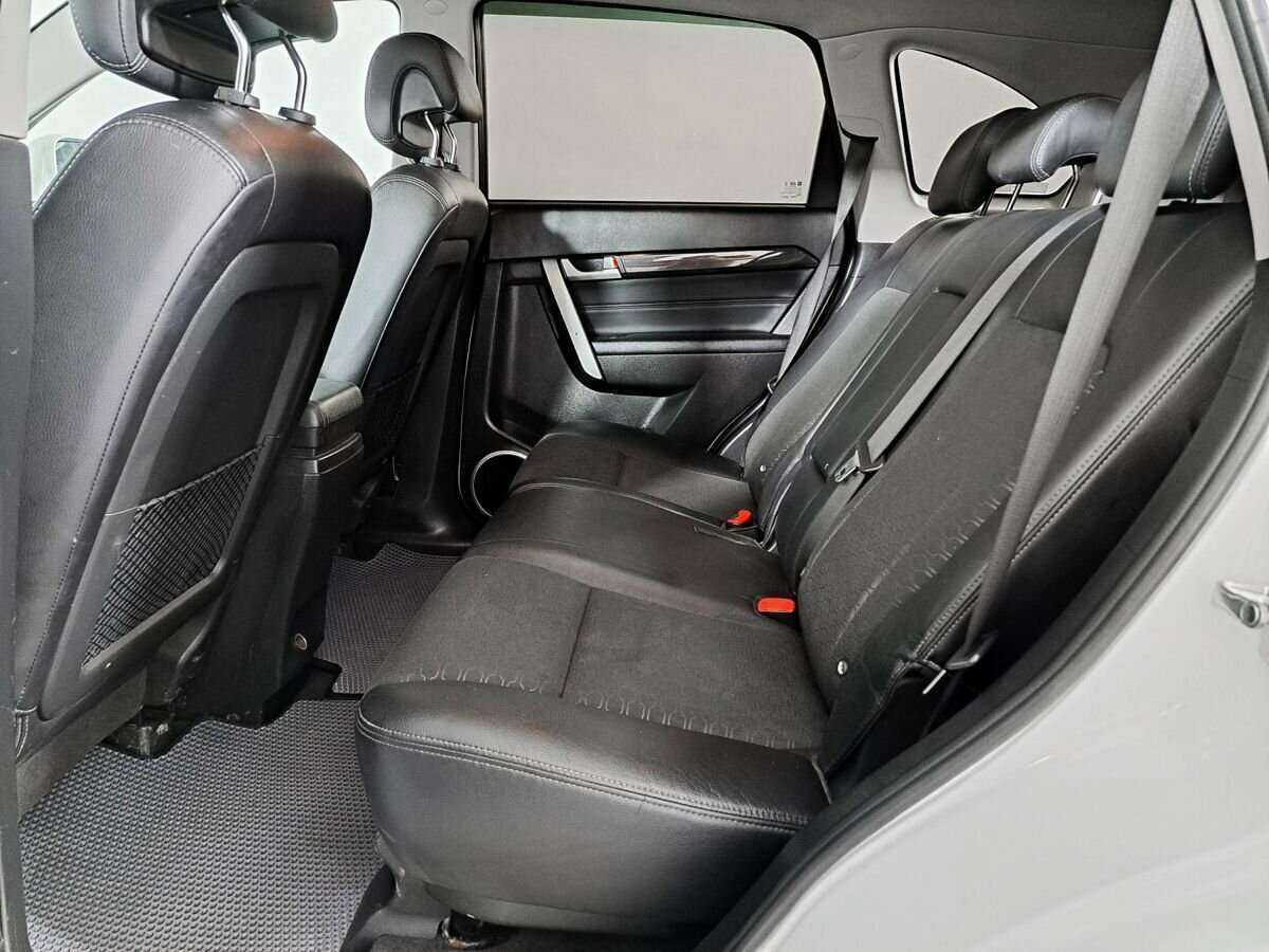 Купить Chevrolet Captiva с пробегом. Фото: #11