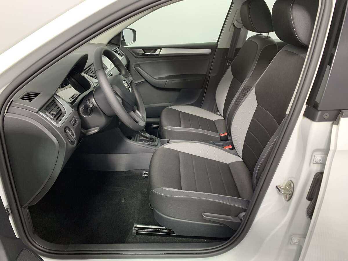 Купить Skoda Rapid с пробегом. Фото: #14