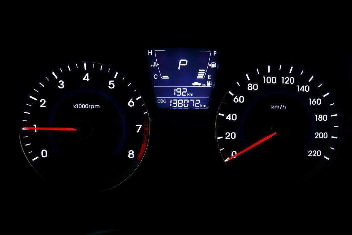 Купить Hyundai Solaris с пробегом. Фото: #9