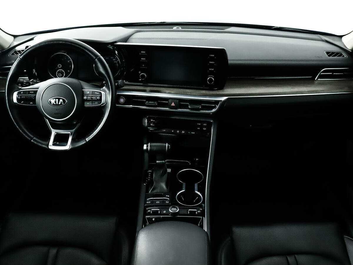 Купить Kia K5 с пробегом. Фото: #11