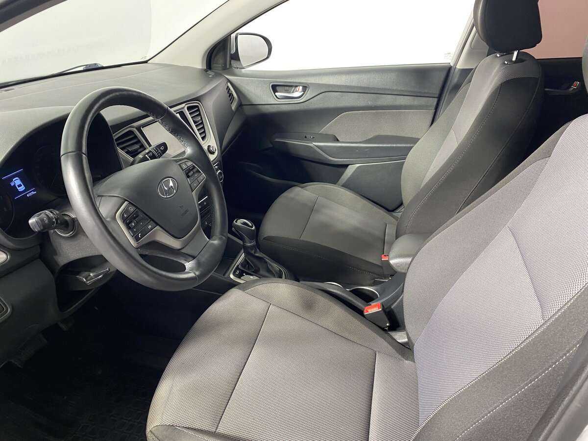 Купить Hyundai Solaris с пробегом. Фото: #7