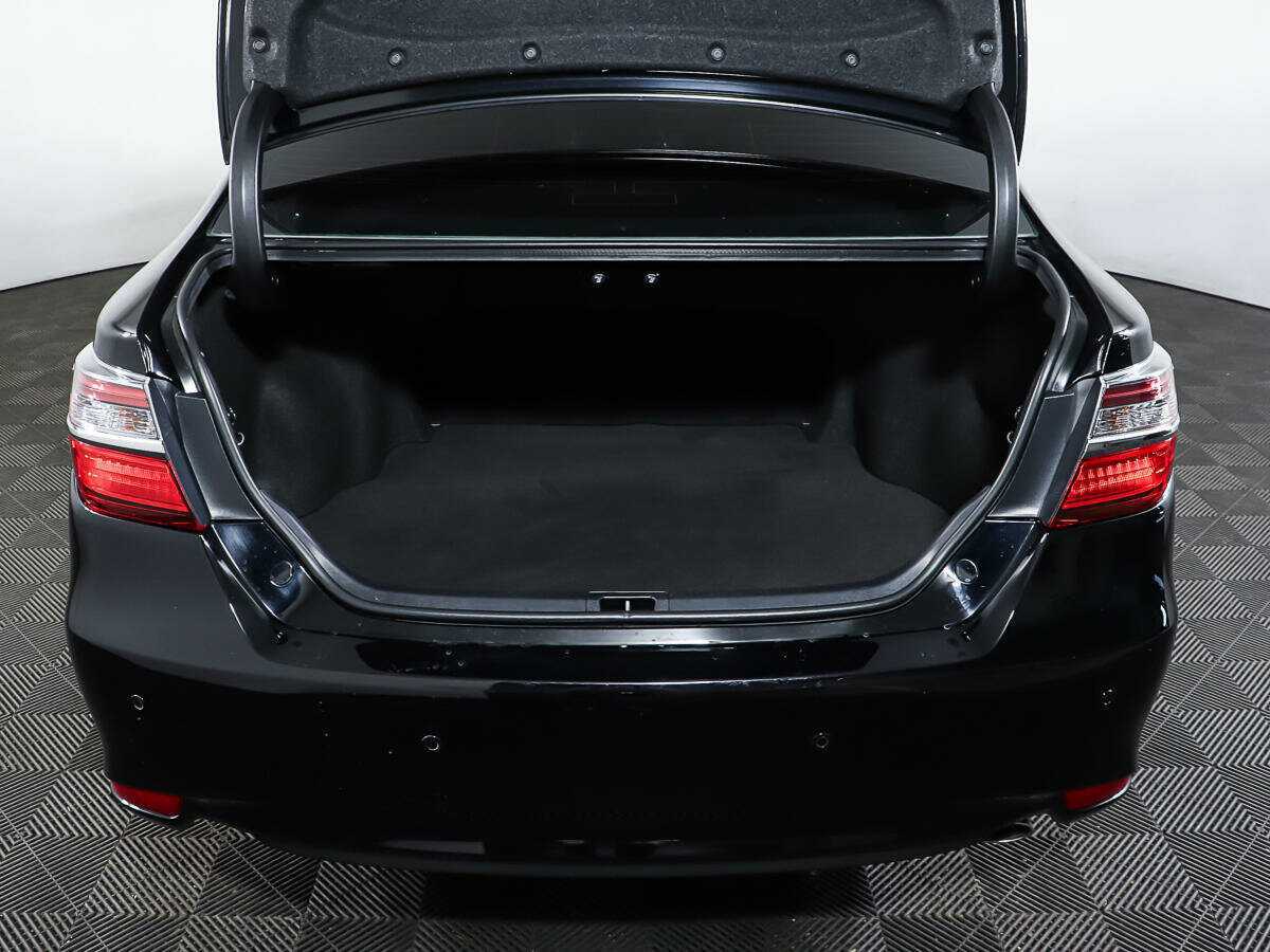 Купить Toyota Camry с пробегом. Фото: #8