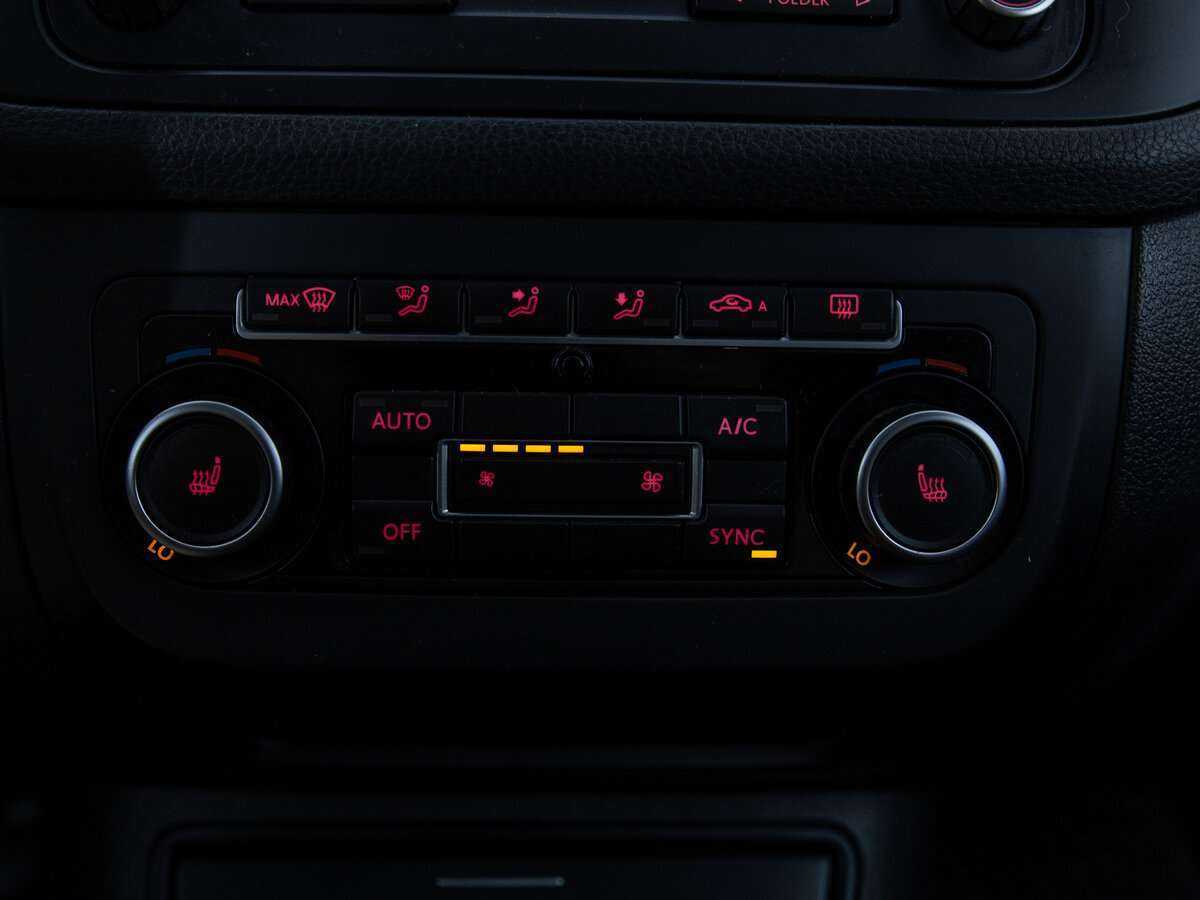 Купить Volkswagen Golf Plus с пробегом. Фото: #16