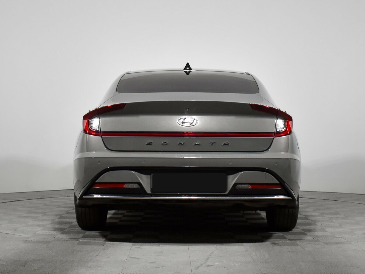 Купить Hyundai Sonata с пробегом. Фото: #3