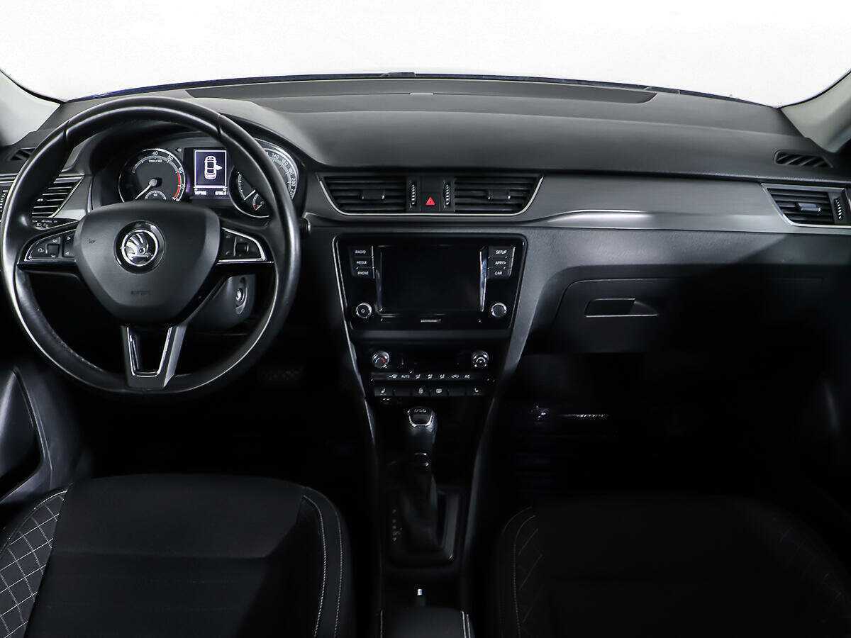 Купить Skoda Rapid с пробегом. Фото: #10