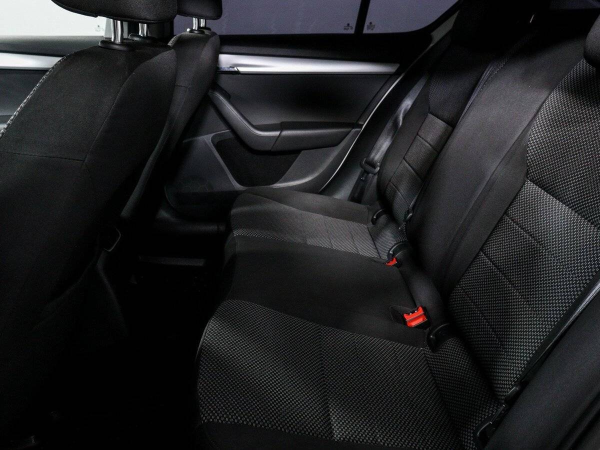 Купить Skoda Octavia с пробегом. Фото: #9