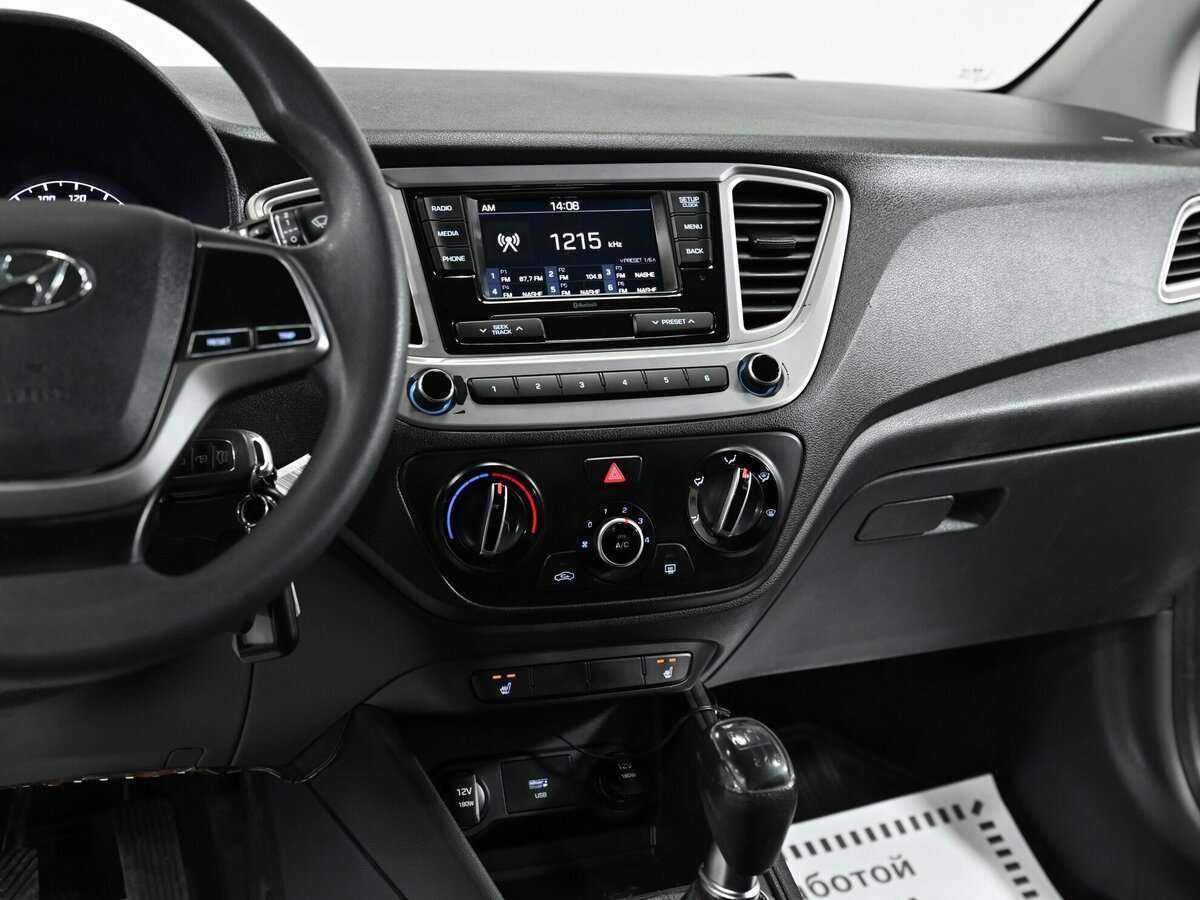 Купить Hyundai Solaris с пробегом. Фото: #6