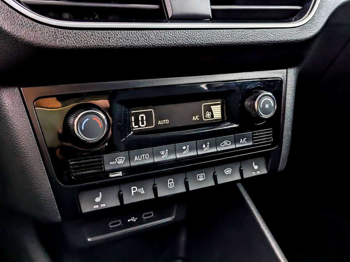 Купить Volkswagen Polo с пробегом. Фото: #20