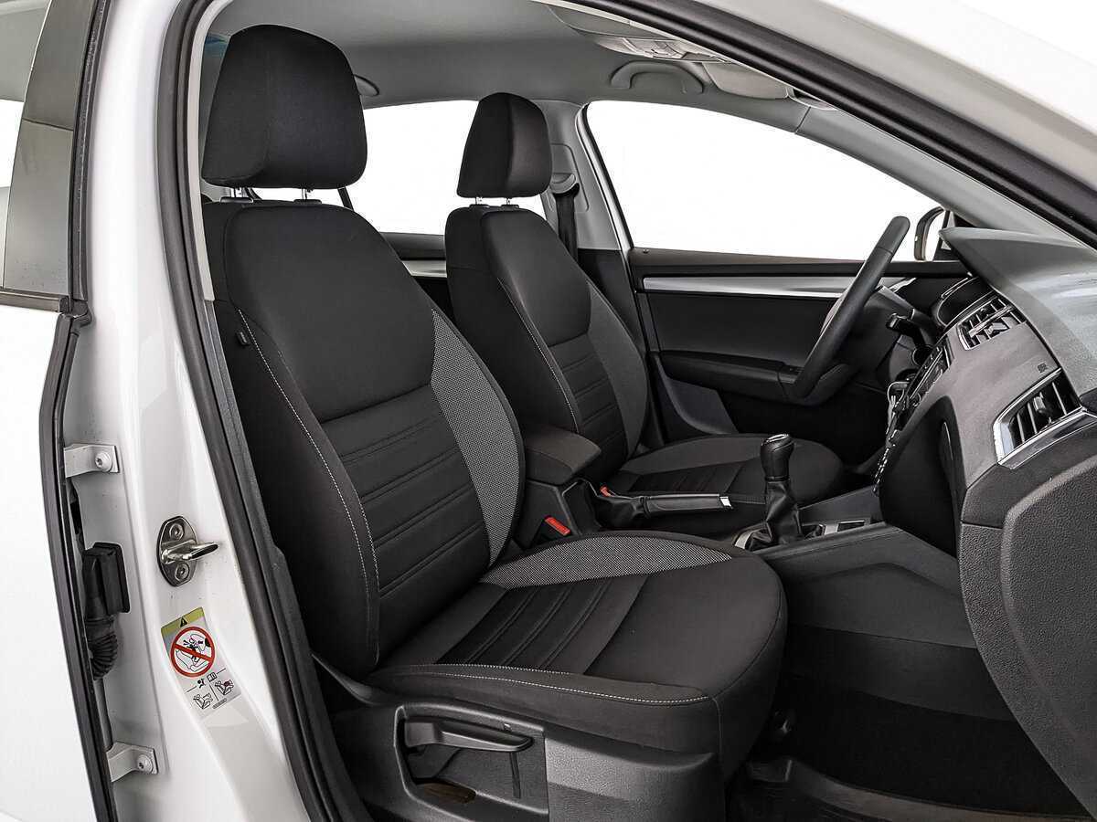 Купить Skoda Octavia с пробегом. Фото: #20