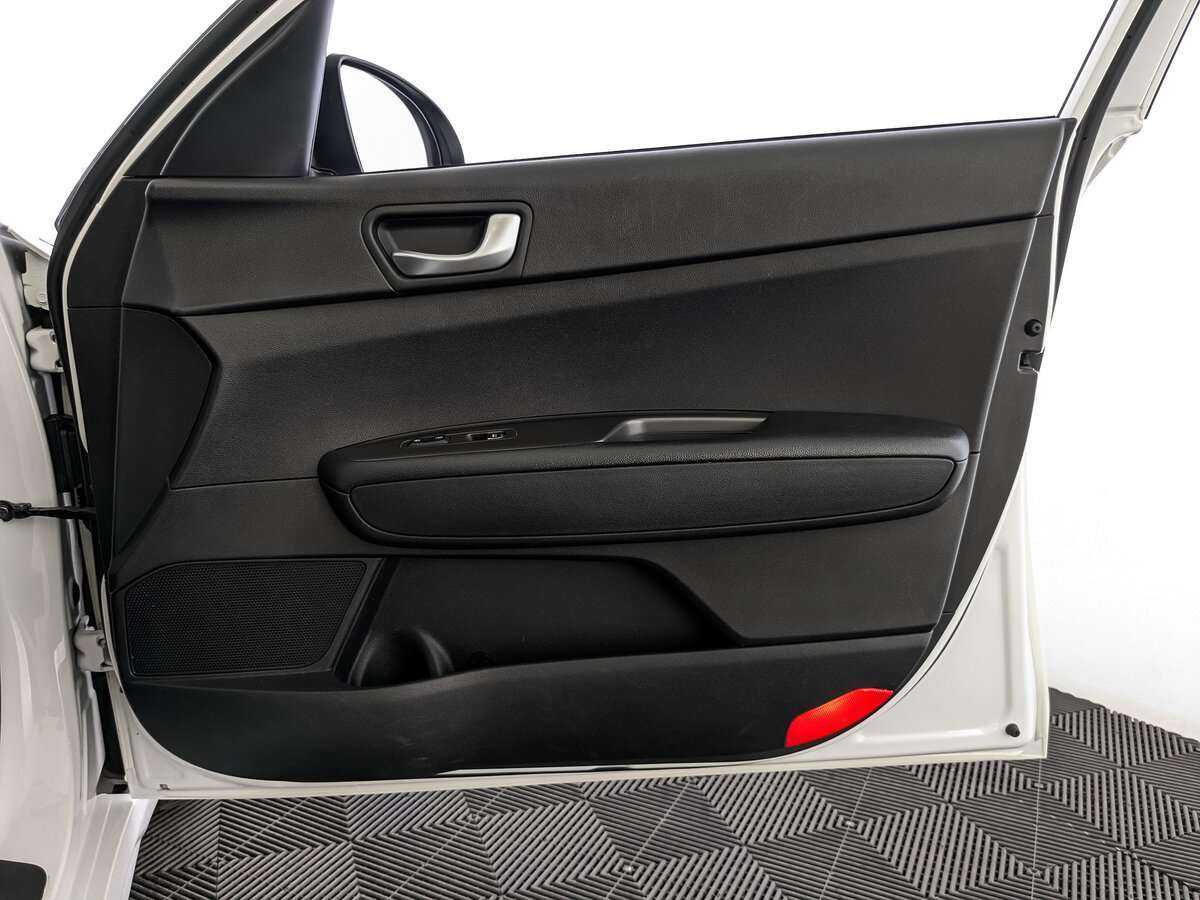 Купить Kia Optima с пробегом. Фото: #20