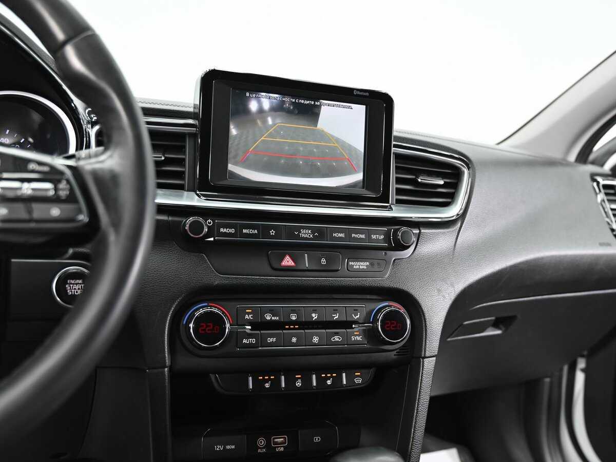 Купить Kia Ceed с пробегом. Фото: #9