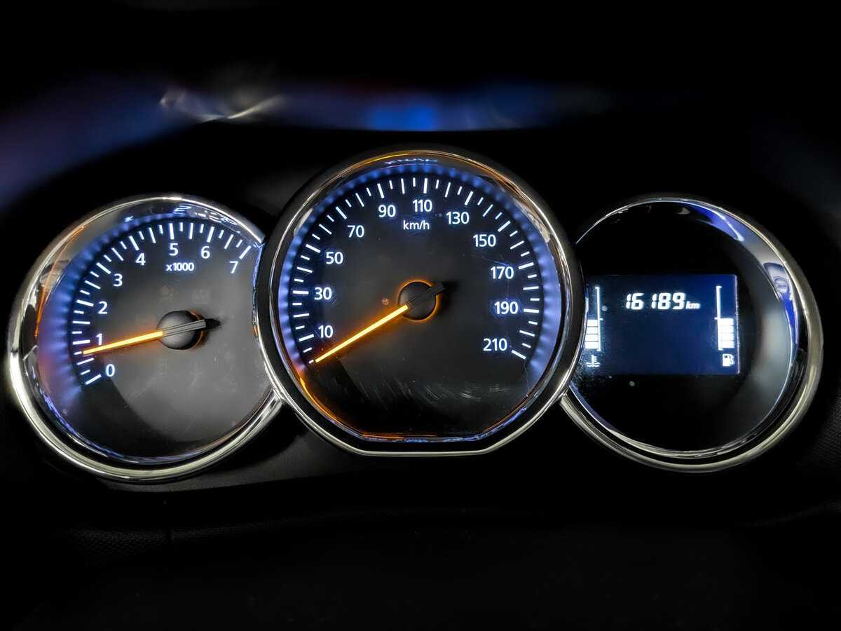 Купить Renault Duster с пробегом. Фото: #12