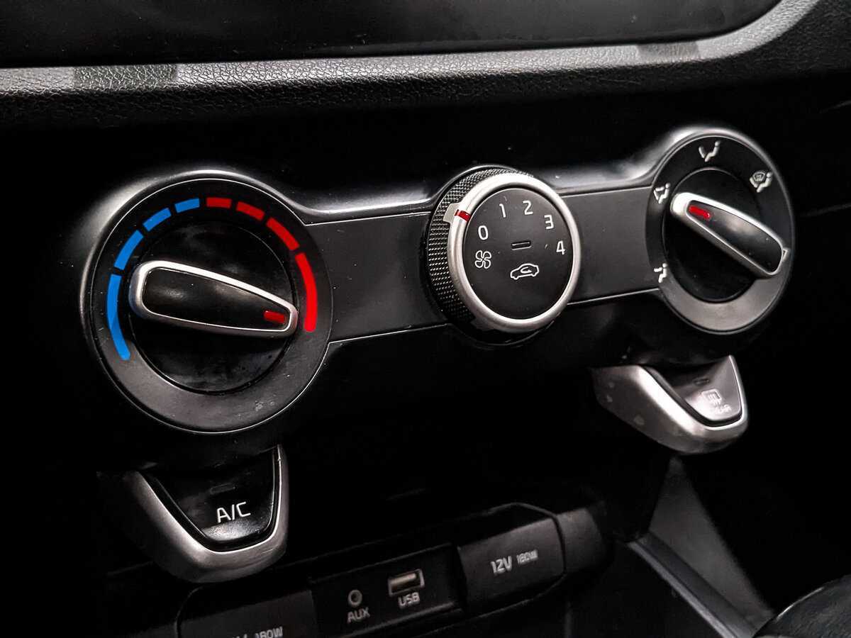 Купить Kia Rio с пробегом. Фото: #19
