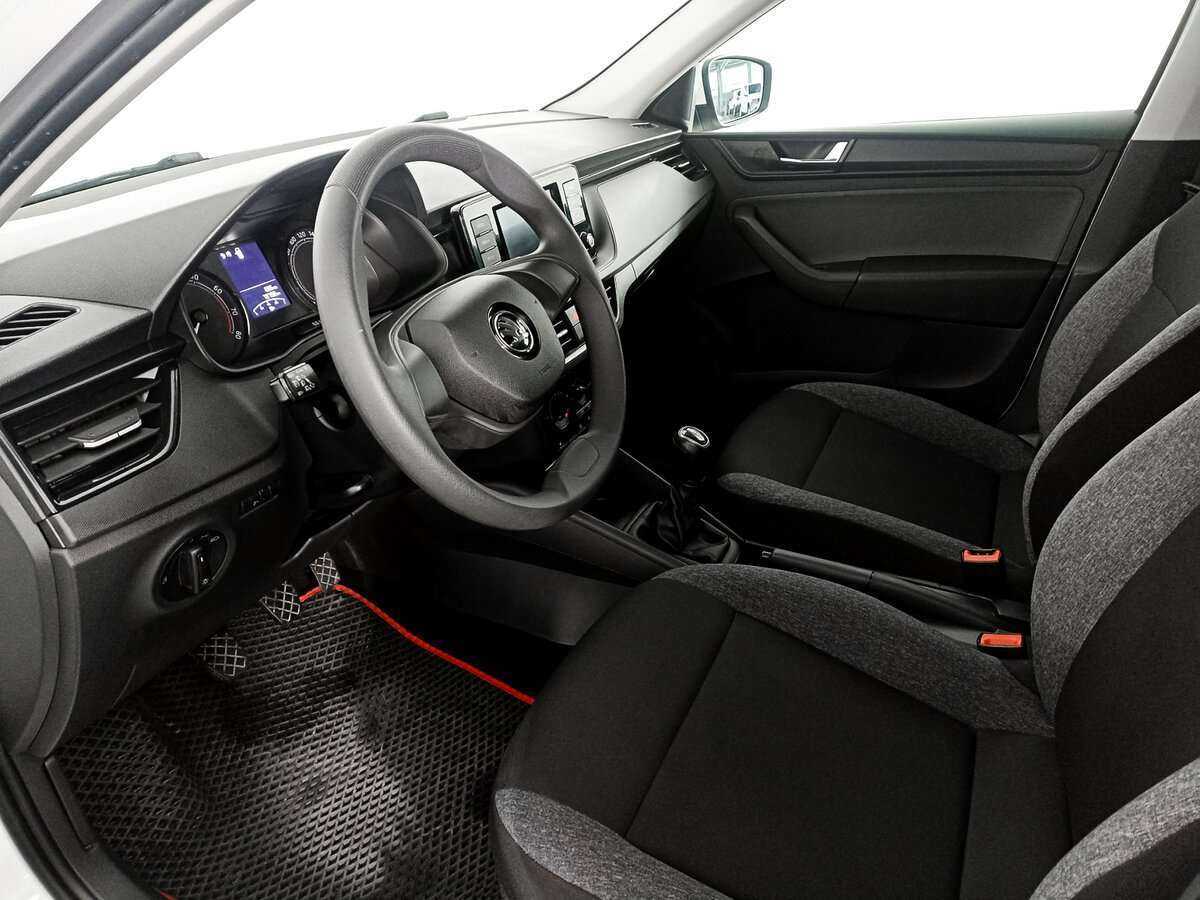 Купить Skoda Rapid с пробегом. Фото: #13