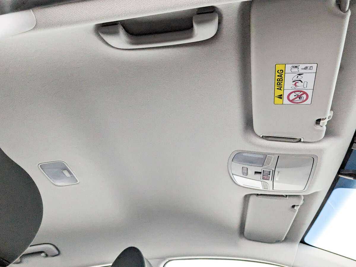 Купить Hyundai Elantra с пробегом. Фото: #16