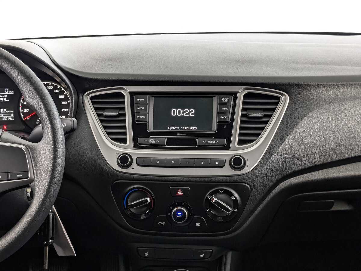 Купить Hyundai Solaris с пробегом. Фото: #12