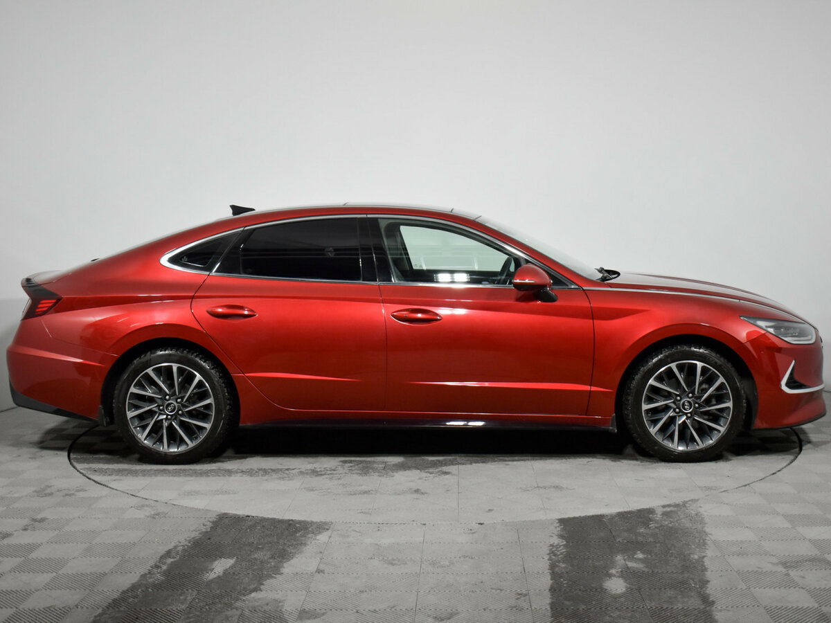 Купить Hyundai Sonata с пробегом. Фото: #3