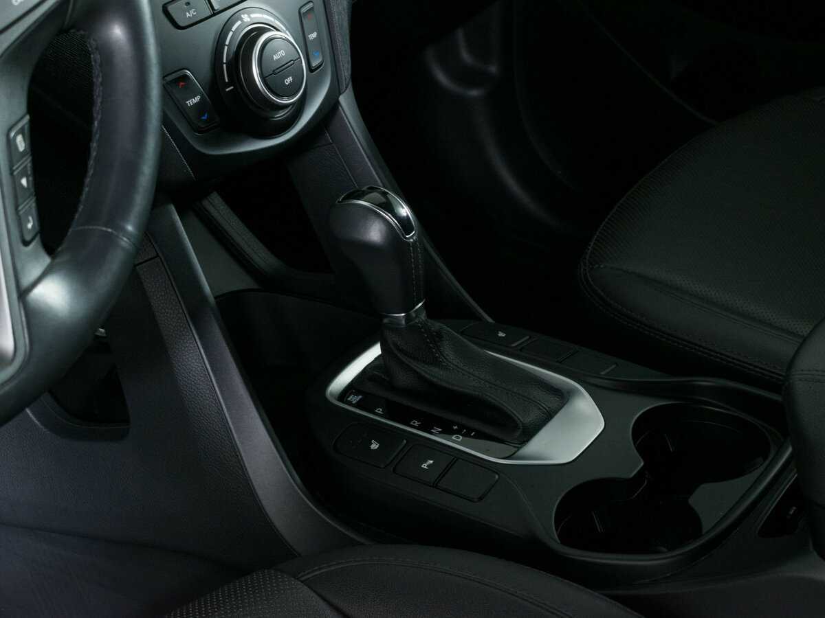 Купить Hyundai Santa Fe с пробегом. Фото: #13