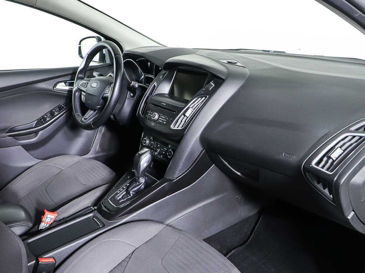Купить Ford Focus с пробегом. Фото: #10