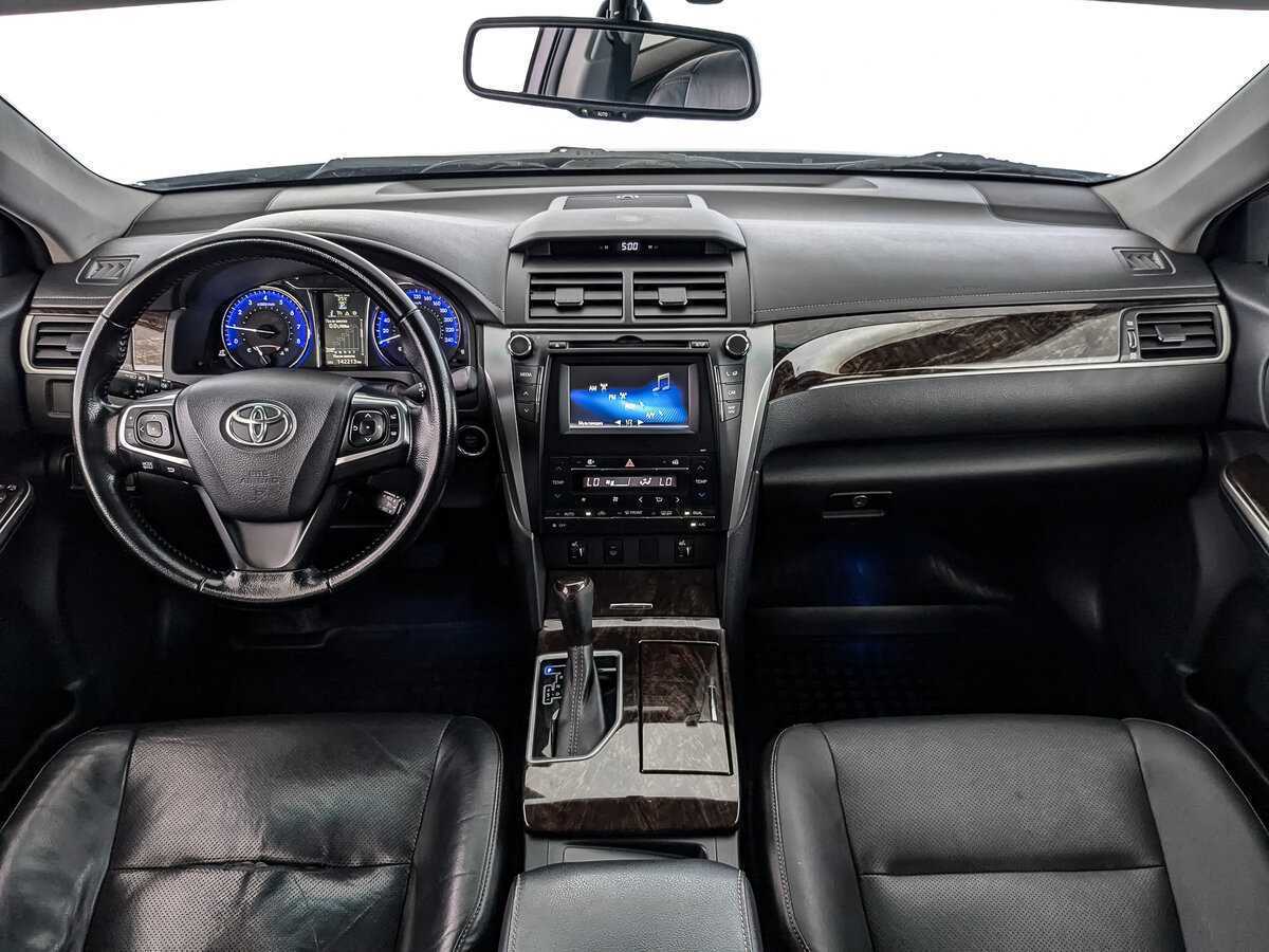 Купить Toyota Camry с пробегом. Фото: #9