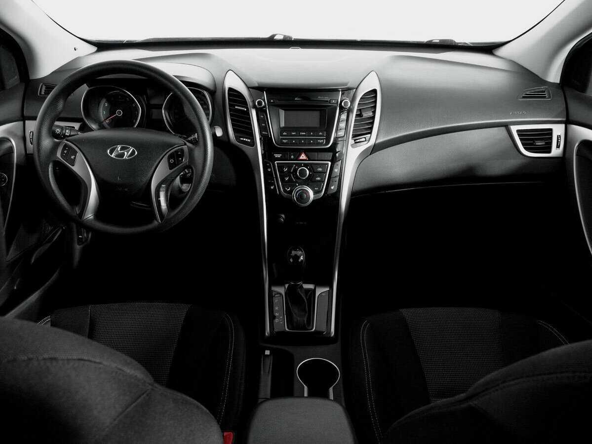 Купить Hyundai i30 с пробегом. Фото: #11