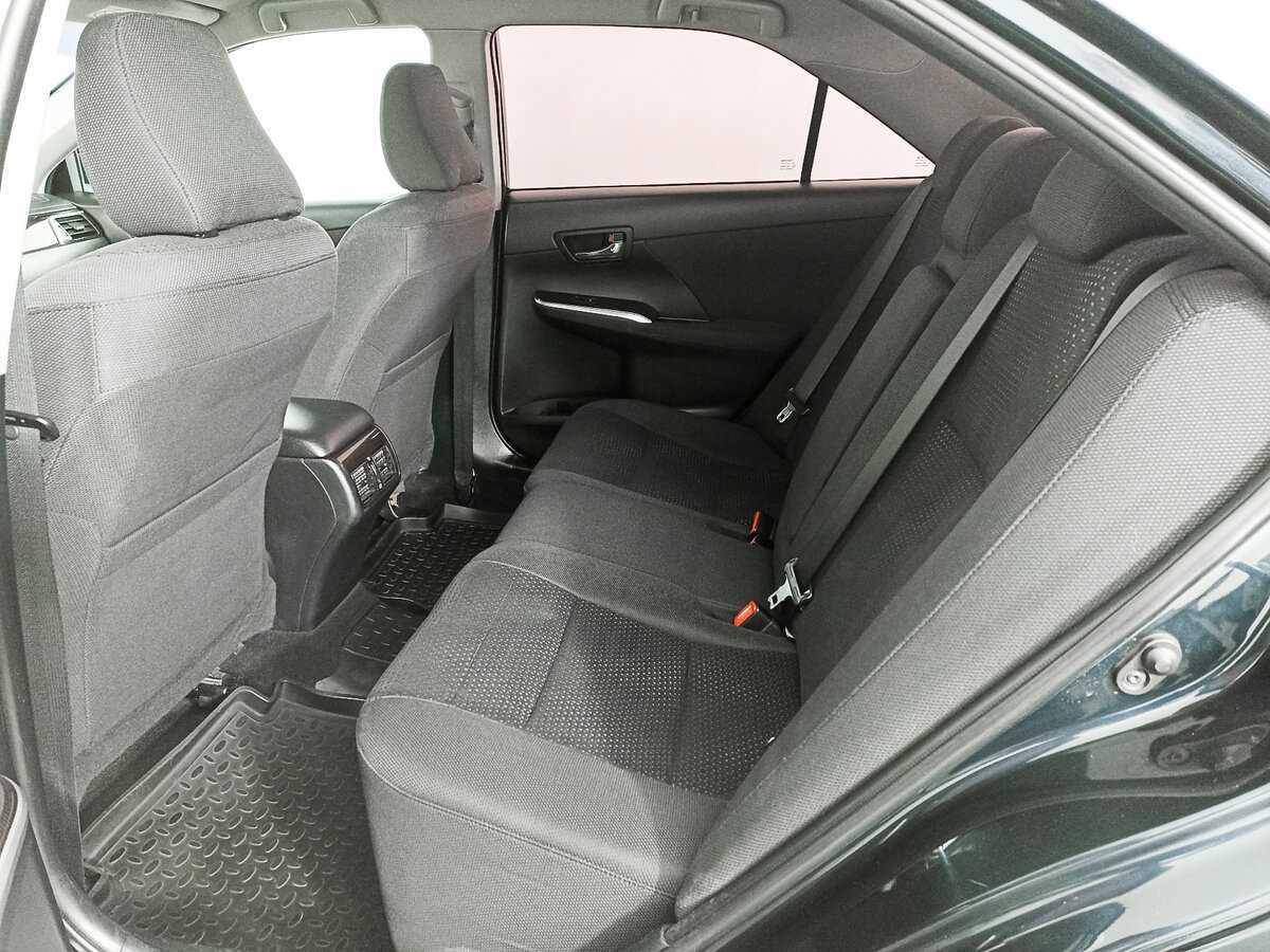 Купить Toyota Camry с пробегом. Фото: #9