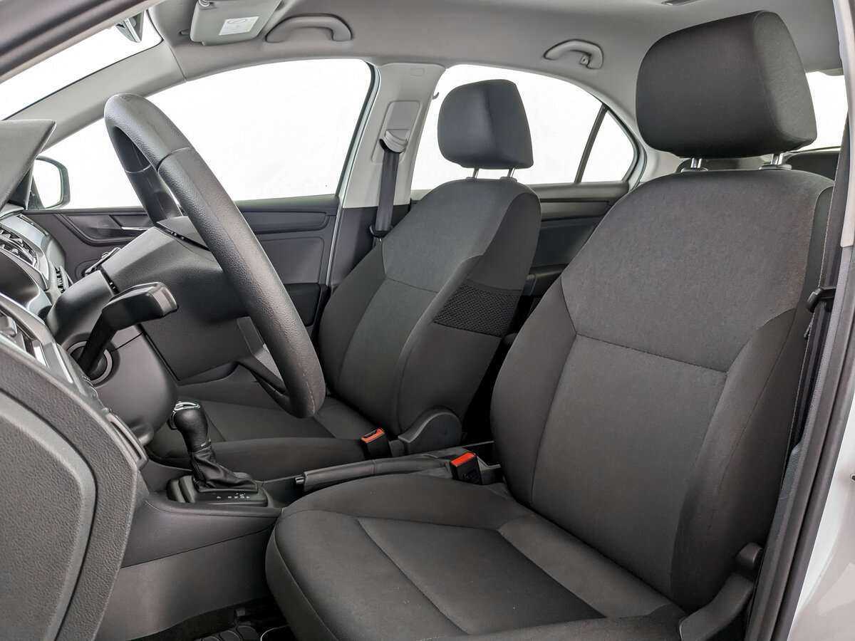 Купить Skoda Rapid с пробегом. Фото: #15