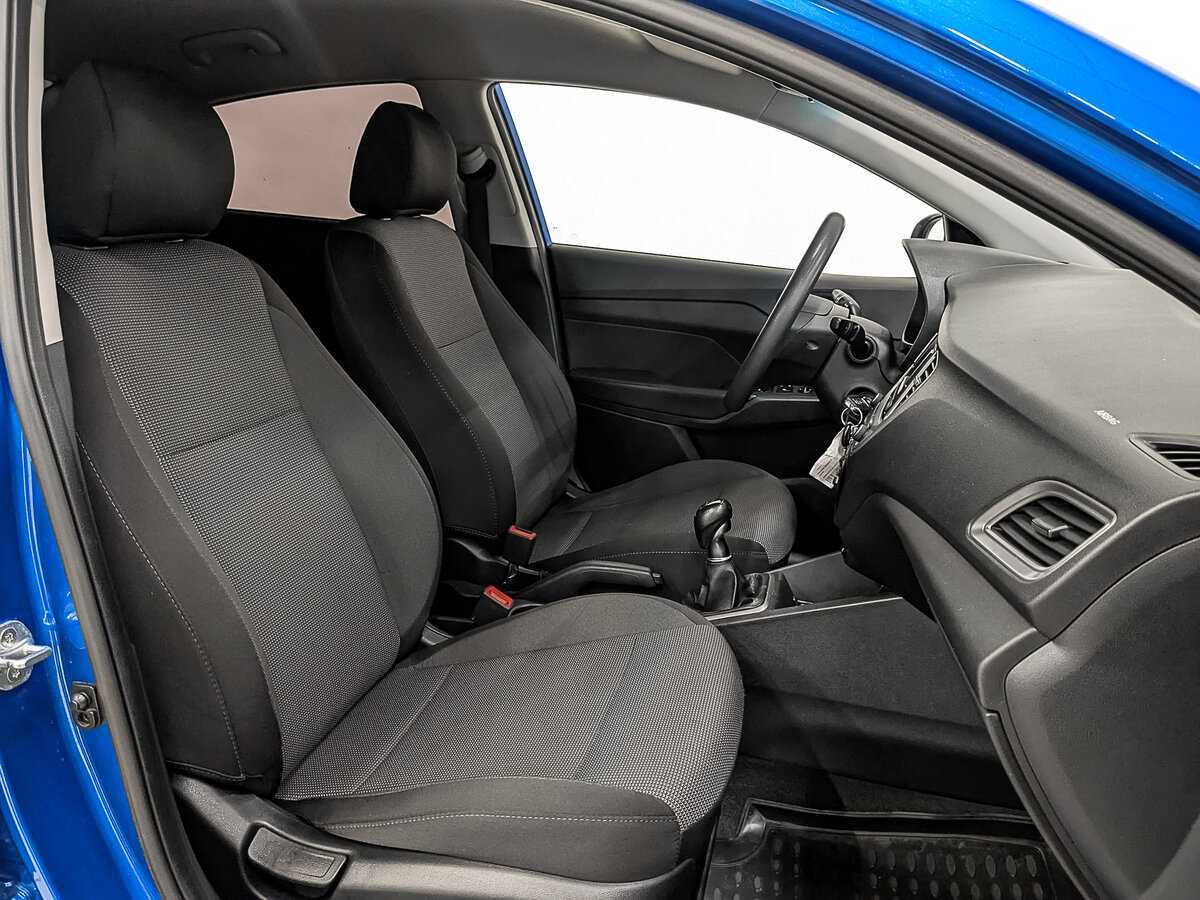 Купить Hyundai Solaris с пробегом. Фото: #21